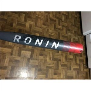 Easton Ronin Softball Bat